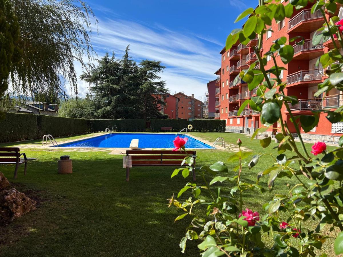 Appartamento Piso Puigcerda Vistas Y Piscina Esterno foto